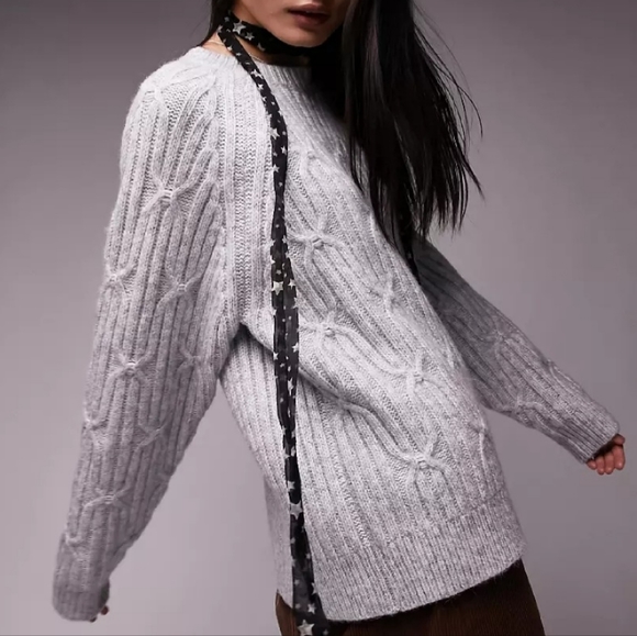 Topshop Knit Cable Raglan Oversized Sweater in Grey - Picture 1 of 3